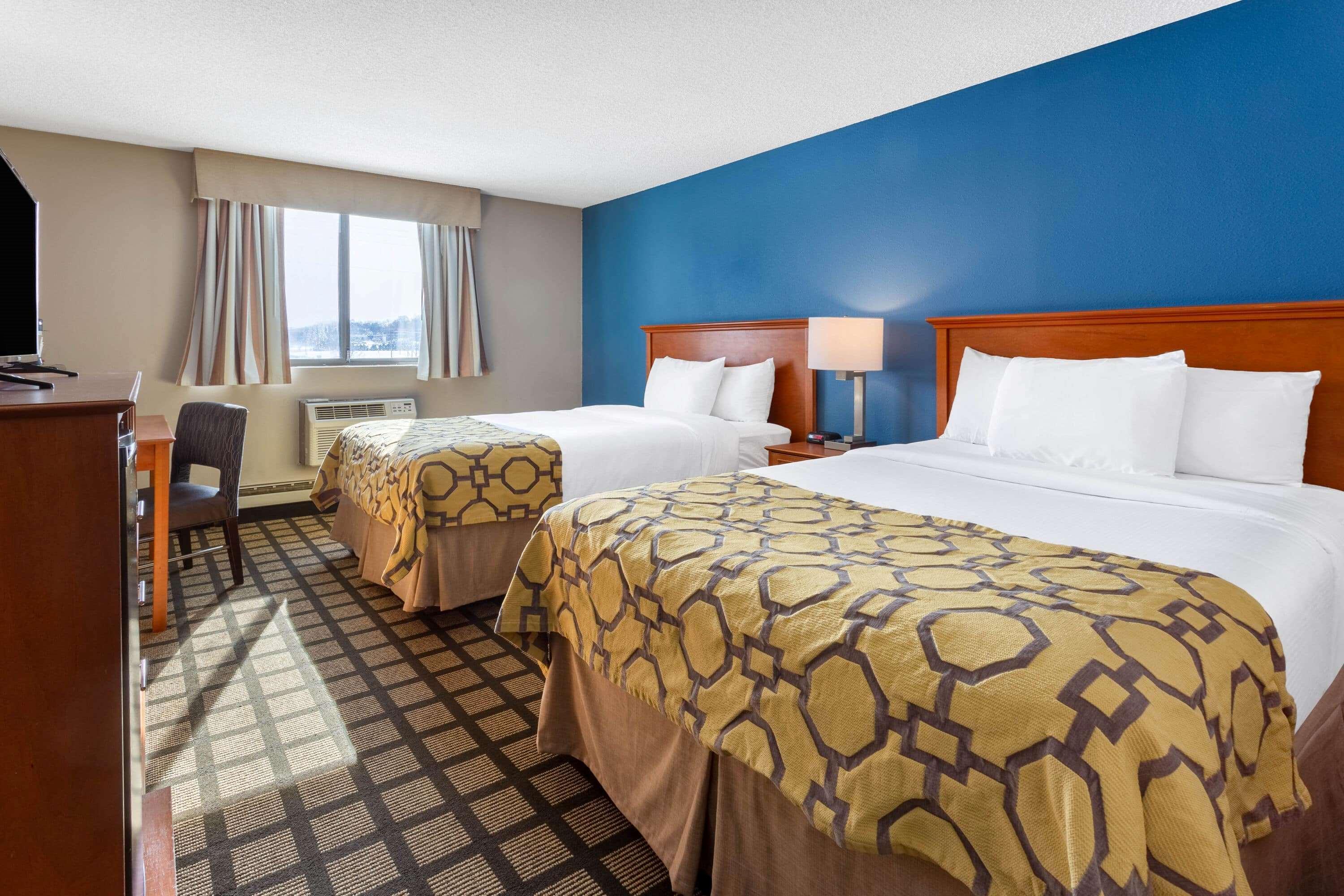 Baymont By Wyndham Rochester Mayo Clinic Area Экстерьер фото