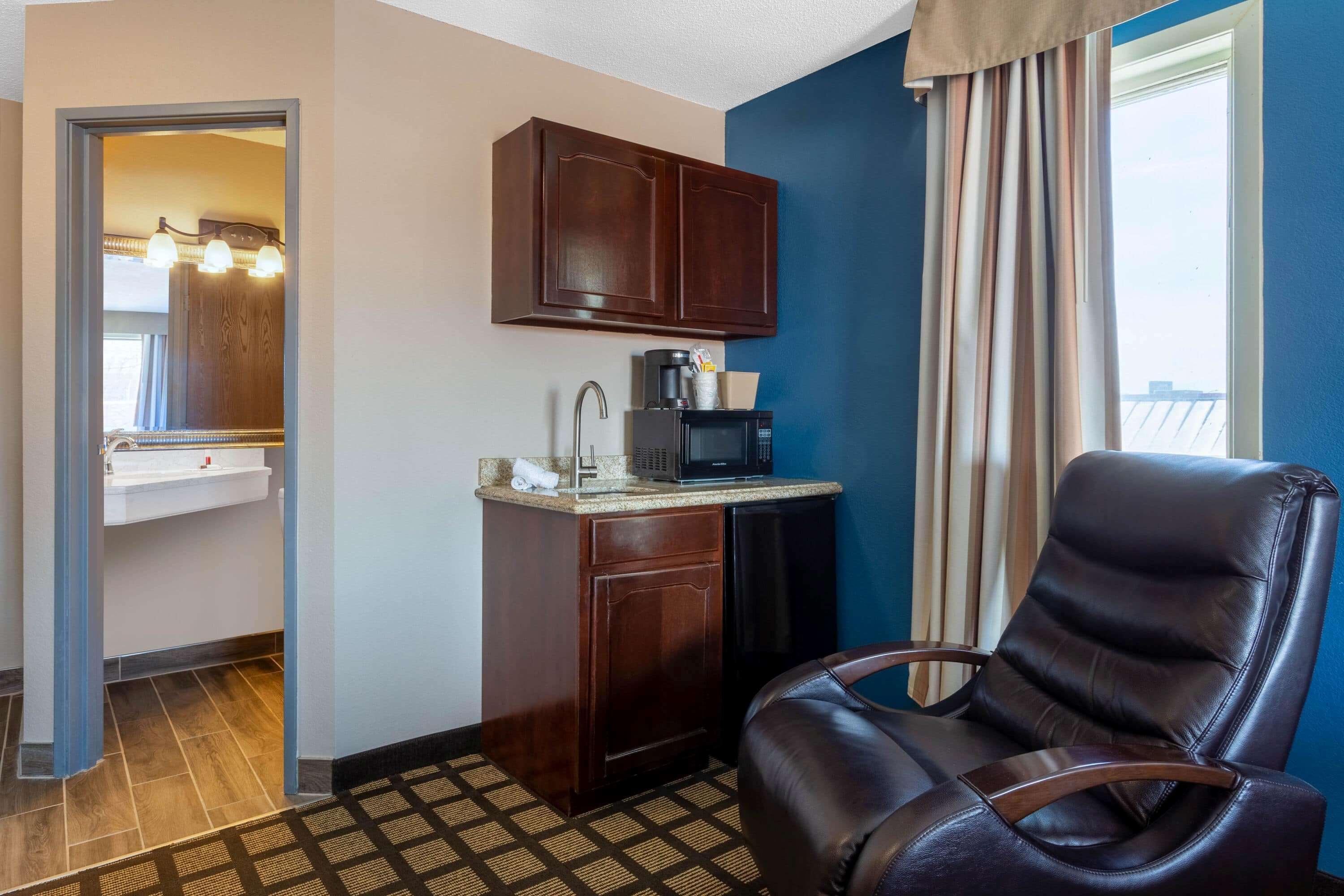 Baymont By Wyndham Rochester Mayo Clinic Area Экстерьер фото
