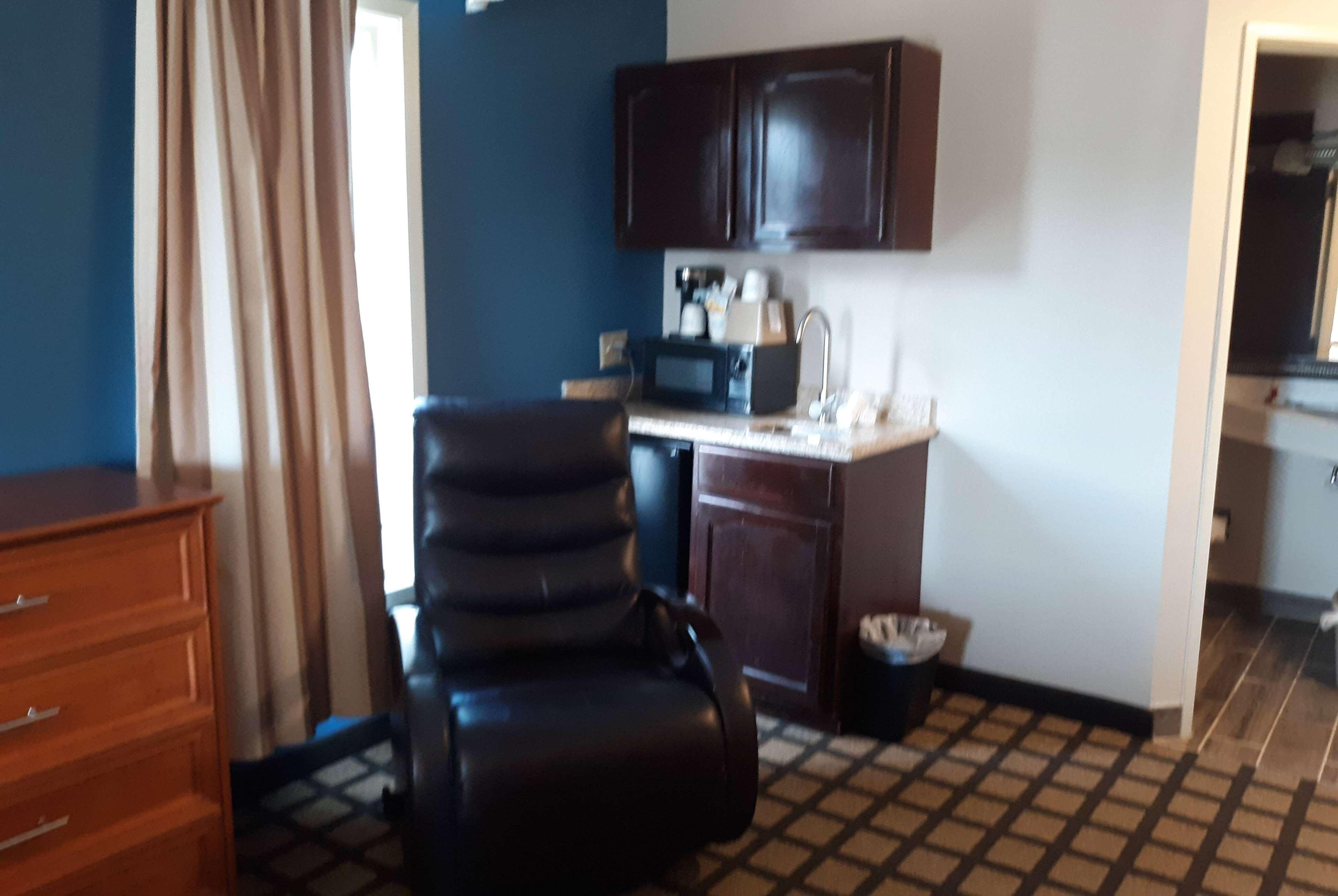 Baymont By Wyndham Rochester Mayo Clinic Area Экстерьер фото