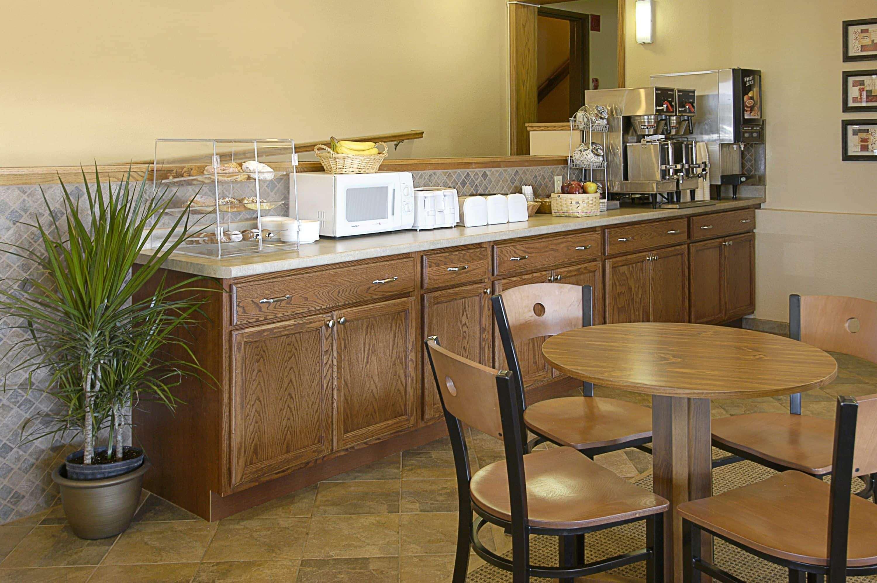 Baymont By Wyndham Rochester Mayo Clinic Area Экстерьер фото