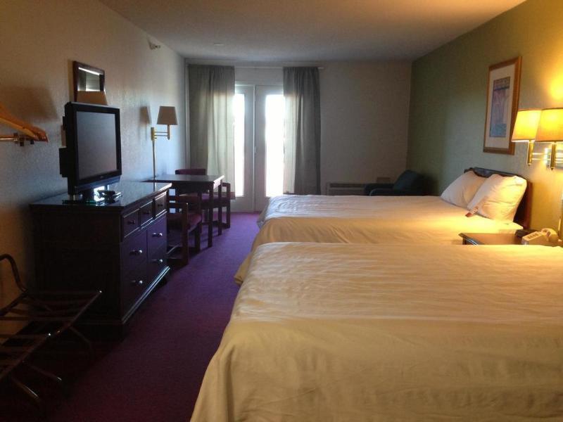 Baymont By Wyndham Rochester Mayo Clinic Area Экстерьер фото